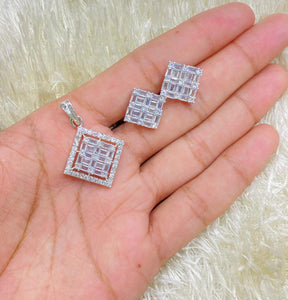 White zircone square pendant earrings