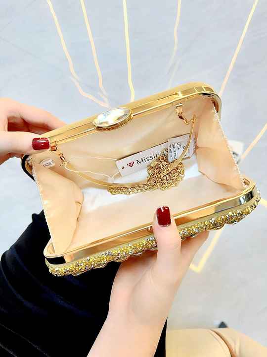 womens Square Sparkly Rhinestone Glitter Clutch Purse